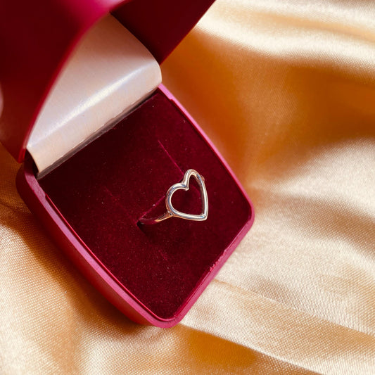 Heart Outline Ring