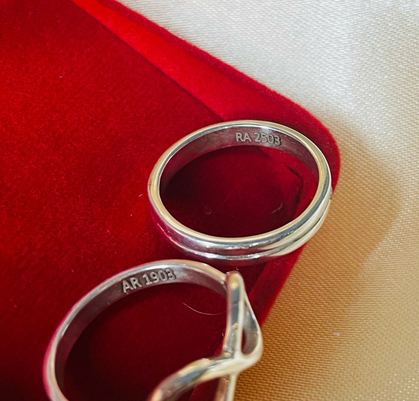 Forever Yours – Sterling Silver Couple Ring Set