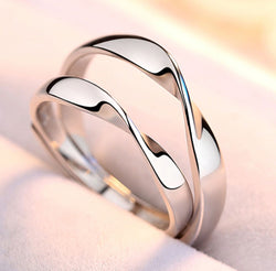 Endlessly Entwined – Möbius Silver Couple Rings (ENGRAVABLE)