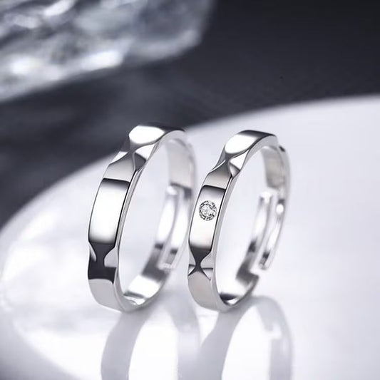 Twilight Gleam – Engravable Silver Couple Ring Set